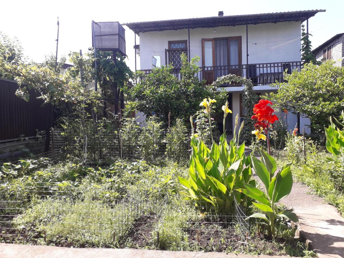Guest House Polnaya Chasha Oceamcire Exterior foto